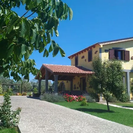 Il Cardoncello Hotell Sindia