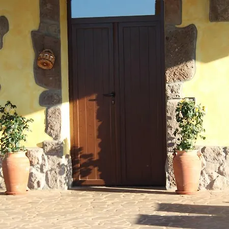 Il Cardoncello Отель *